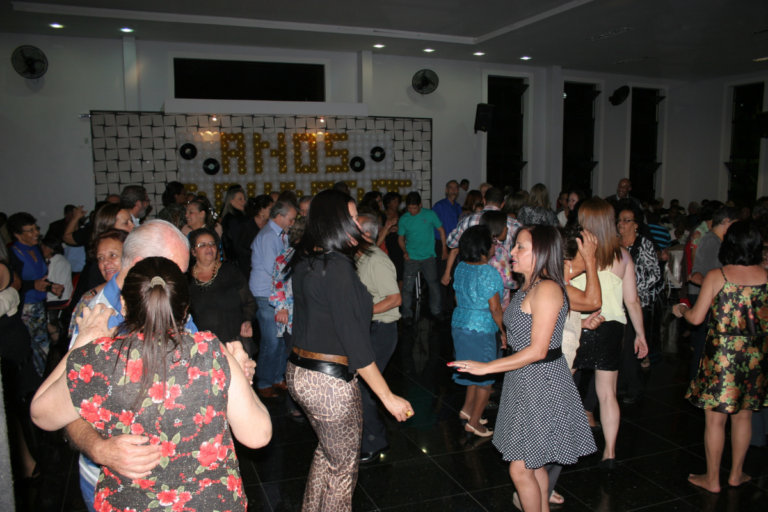 Baile dos anos dourados